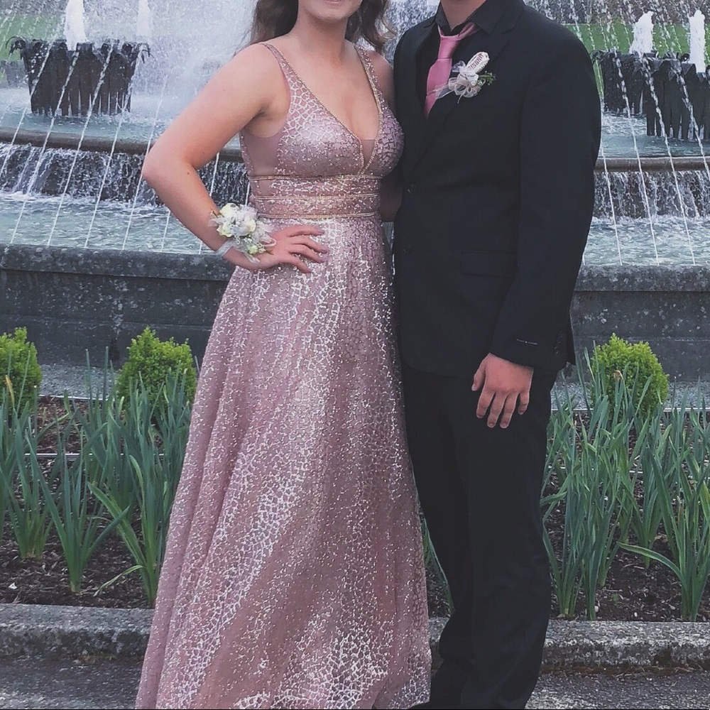 Beautiful pink very sparkly dress